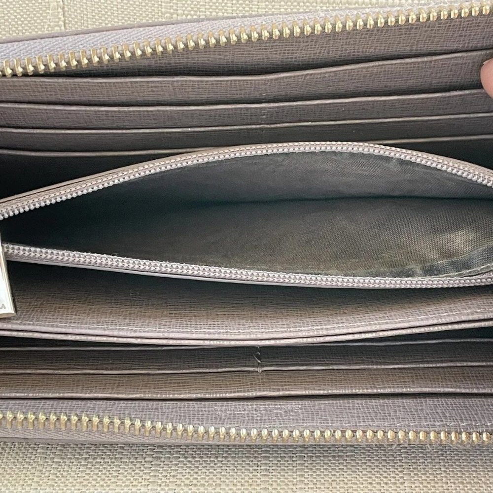 Furla Women Wristlet Genuine Leather Beige Wallet Card Holder Purse - Picture 9 of 12